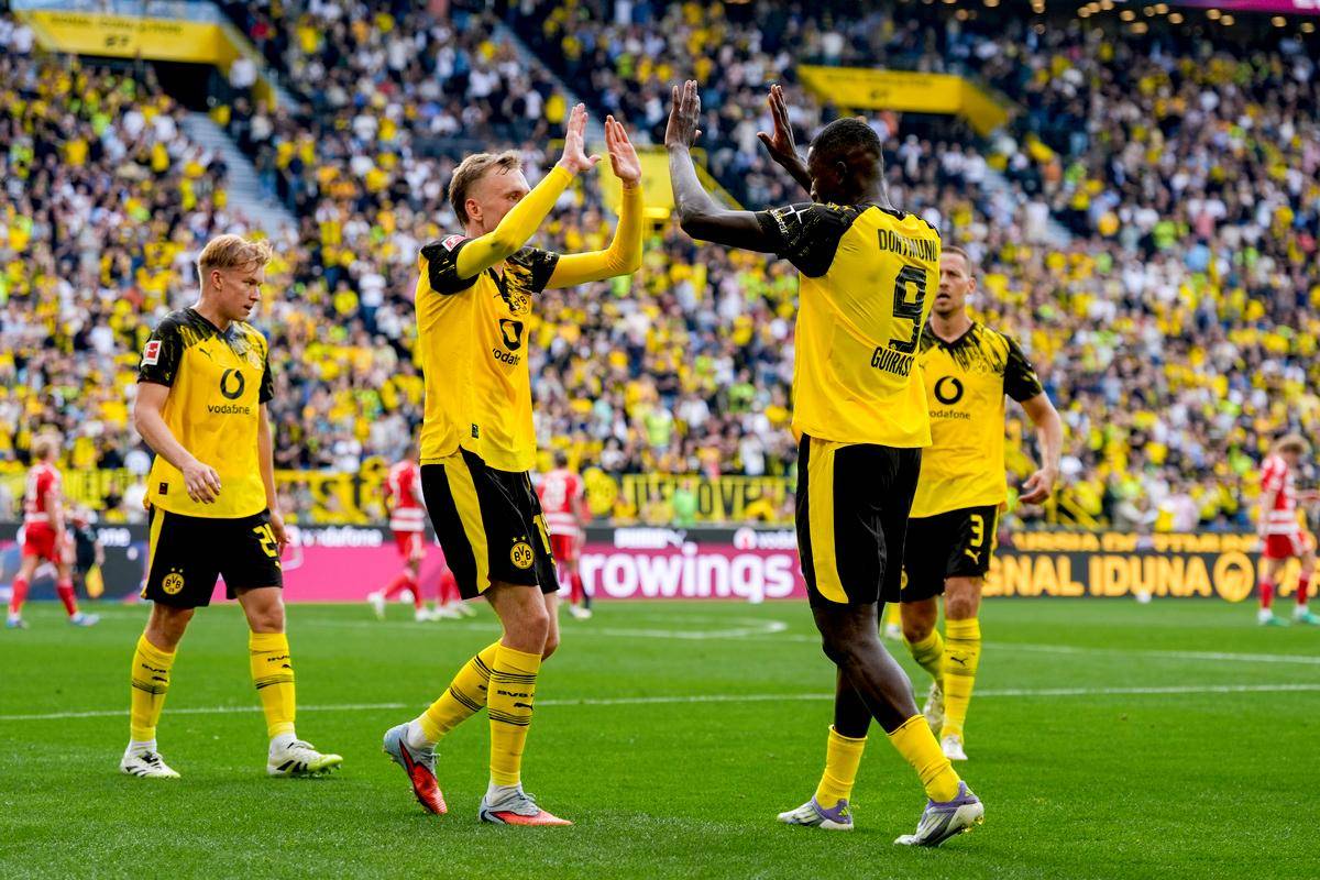 九游官网入口充值-集结日多特蒙德调整名单以备法国杯，外线爆发环节打磨，悬念犹存，球队文化再被提及