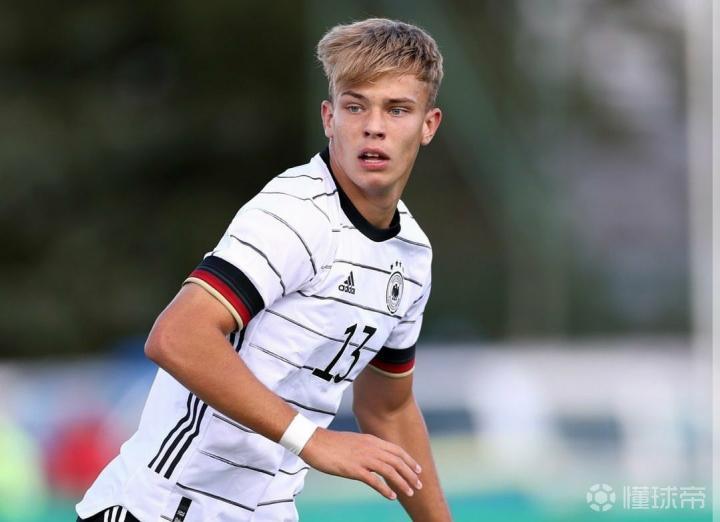 九游官网入口注册-清晨突围战来临；布莱顿围绕全明星赛再遭质疑；引发热议；轮换策略成焦点(林俊杰心墙完整版)